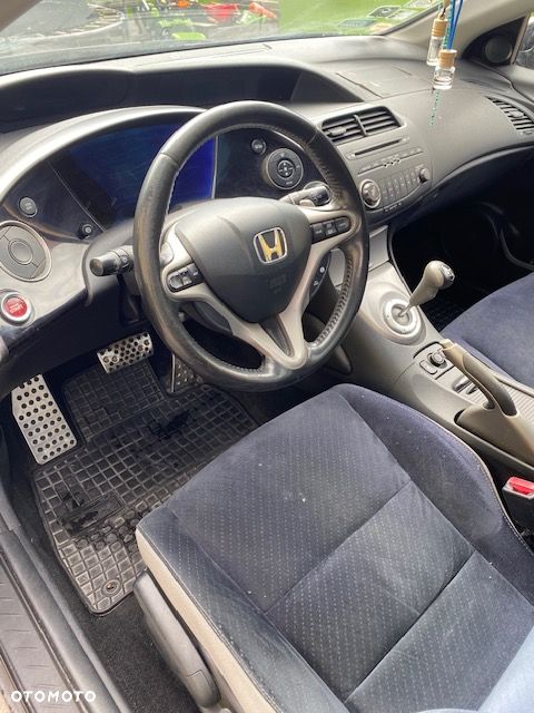 Honda Civic 1.8 Executive - 6