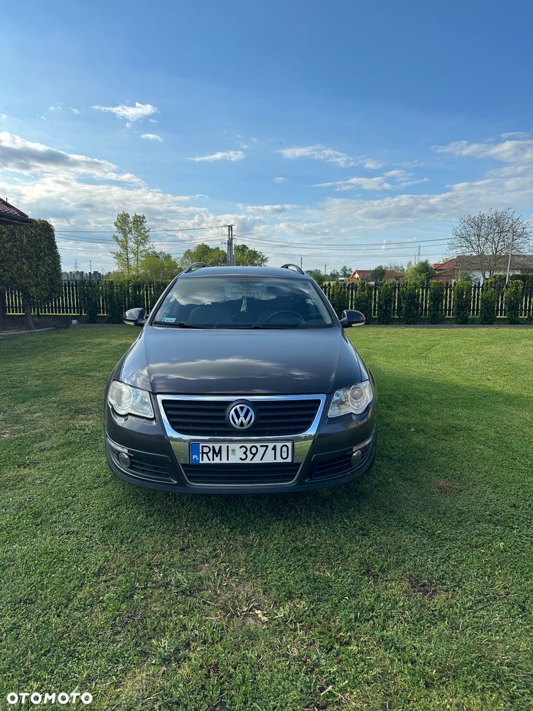 Volkswagen Passat 2.0 TDI DPF DSG Comfortline - 2