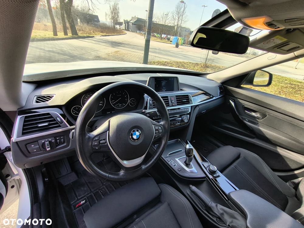 BMW 3GT 320i xDrive - 17