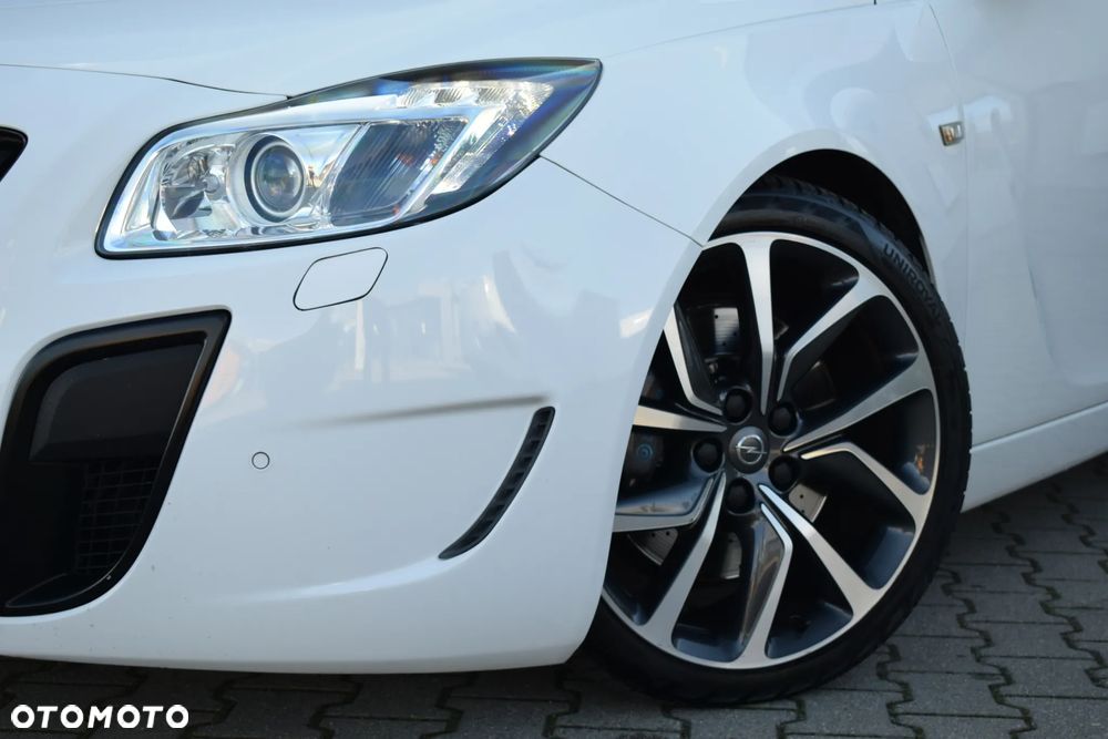 Opel Insignia 2.8 T V6 OPC - 33