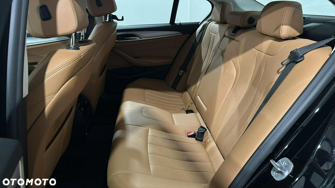 BMW Seria 5 - 14