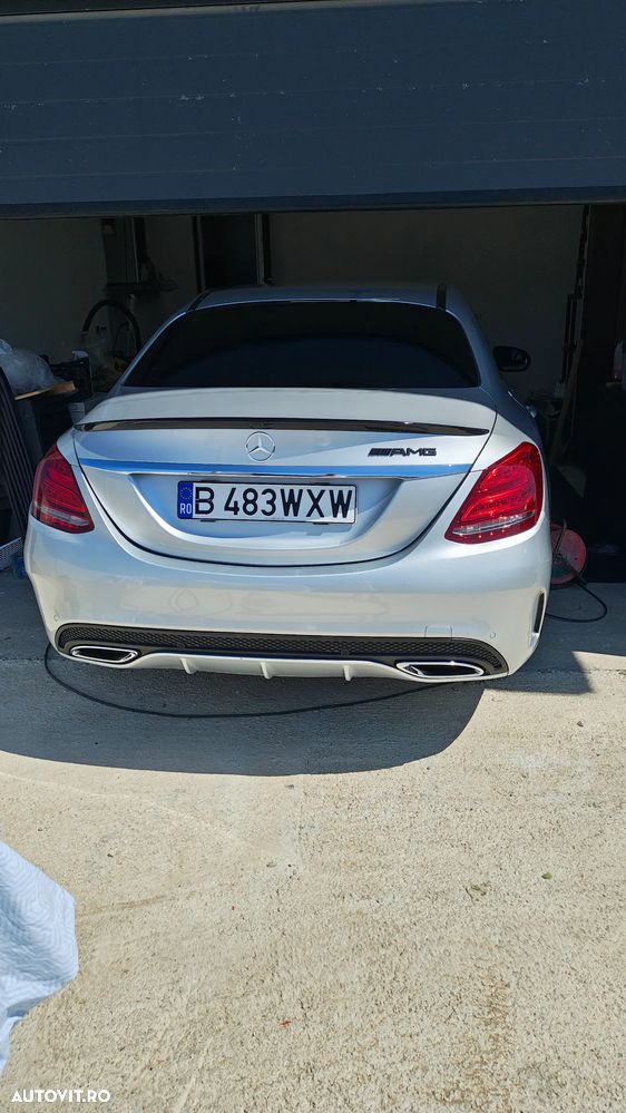 Mercedes-Benz C 220 (BlueTEC) d 7G-TRONIC AMG Line - 25