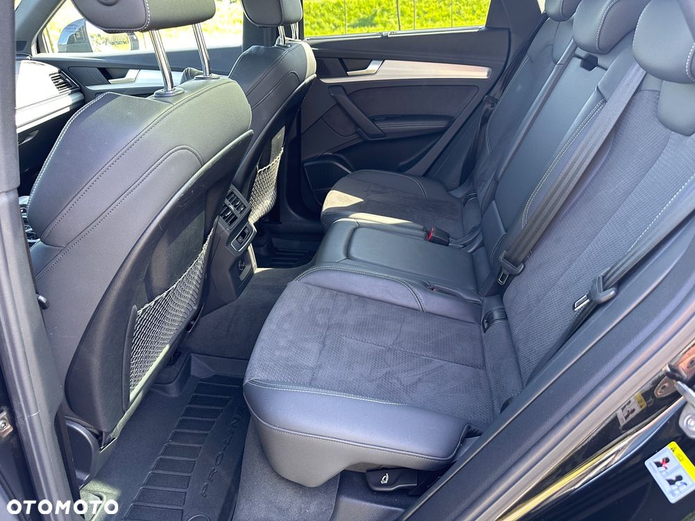Audi Q5 55 TFSIe quattro S tronic S line - 32