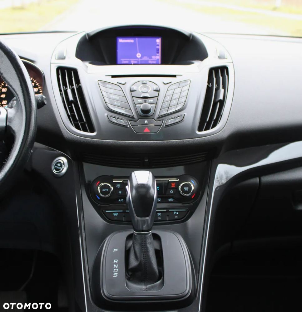 Ford Kuga 2.0 TDCi 4x4 Titanium - 25