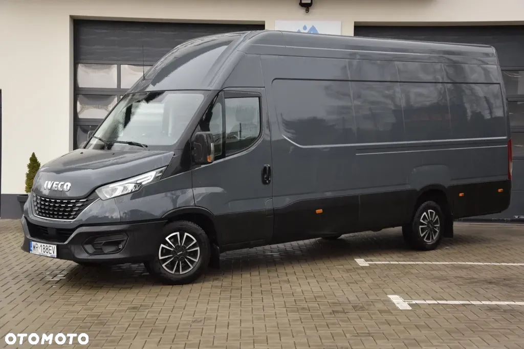 Iveco DAILY 35S18 Hi Matic  180Km 18M3 - 26