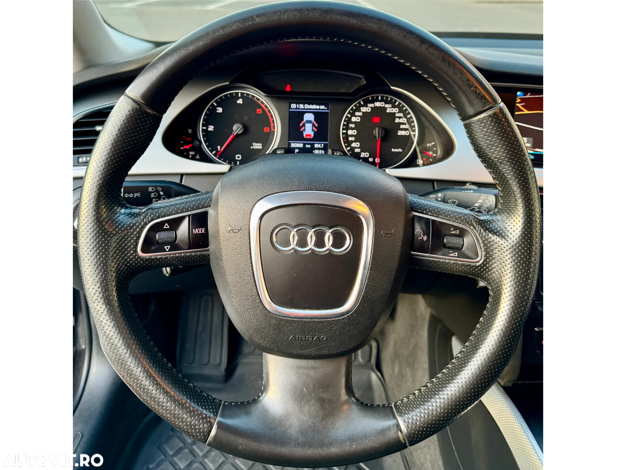 Audi A4 2.0 TDI Multitronic Avant - 23