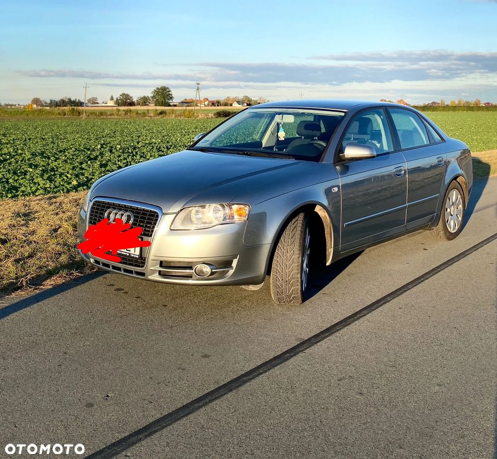 Audi A4 - 1
