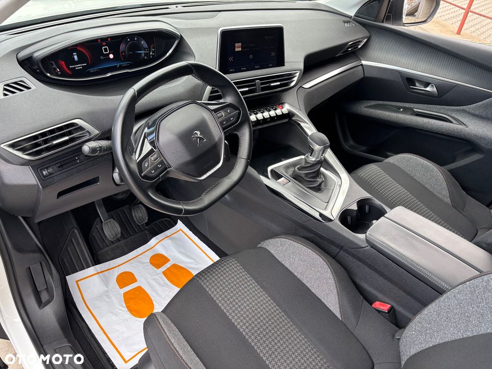 Peugeot 3008 1.6 BlueHDi Active S&S - 5