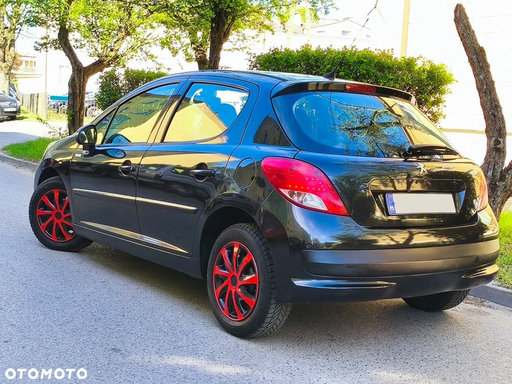 Peugeot 207 1.4 HDi Millesim 200 - 5