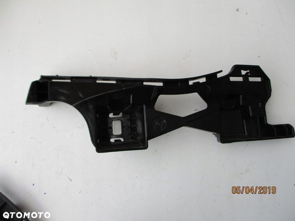 Ślizg zderzaka MERCEDES E KLASA 213 A2138850065 - 1