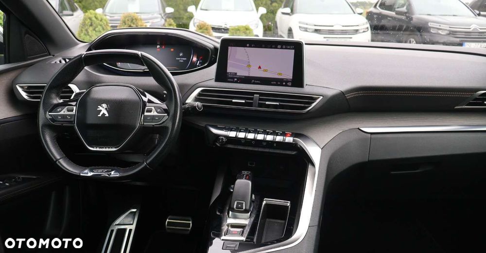 Peugeot 3008 - 18