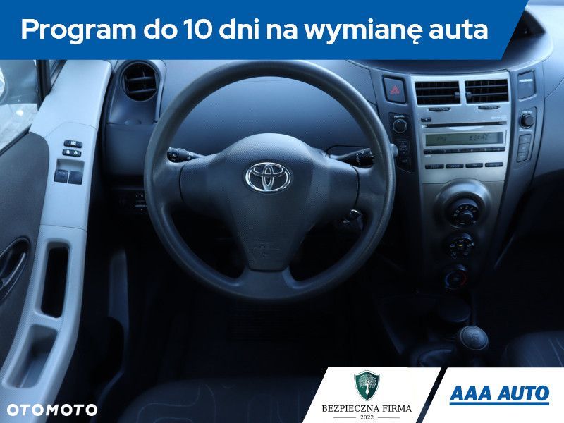 Toyota Yaris - 9