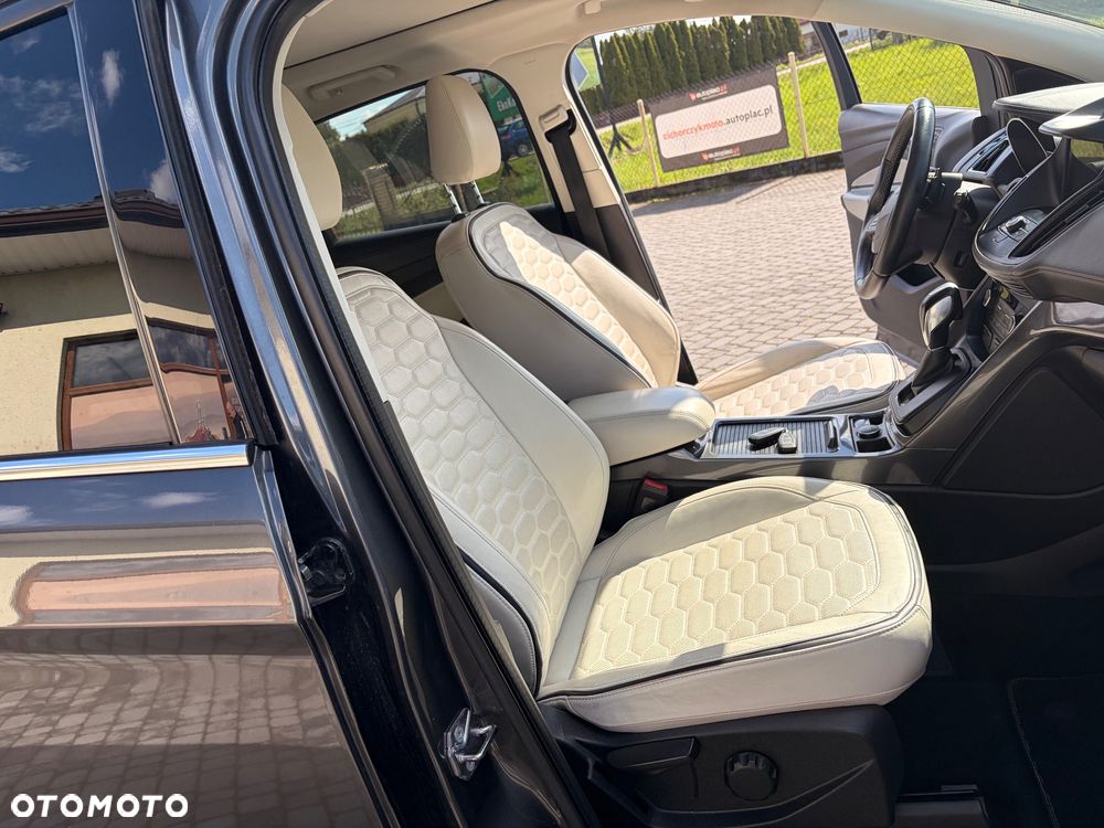 Ford Kuga 2.0 TDCi 4x4 Vignale - 19