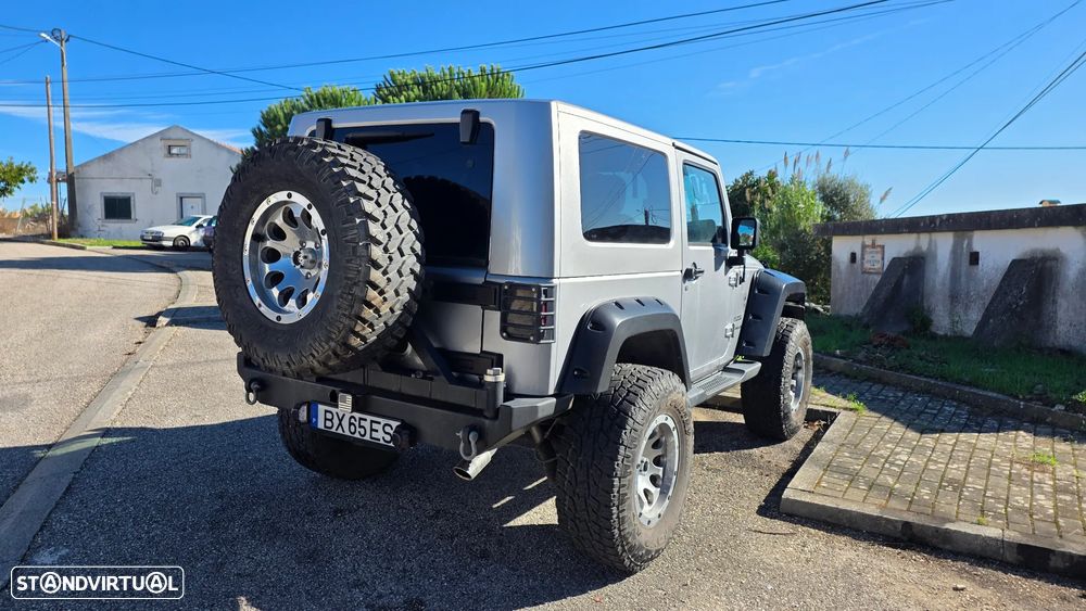 Jeep Wrangler - 4