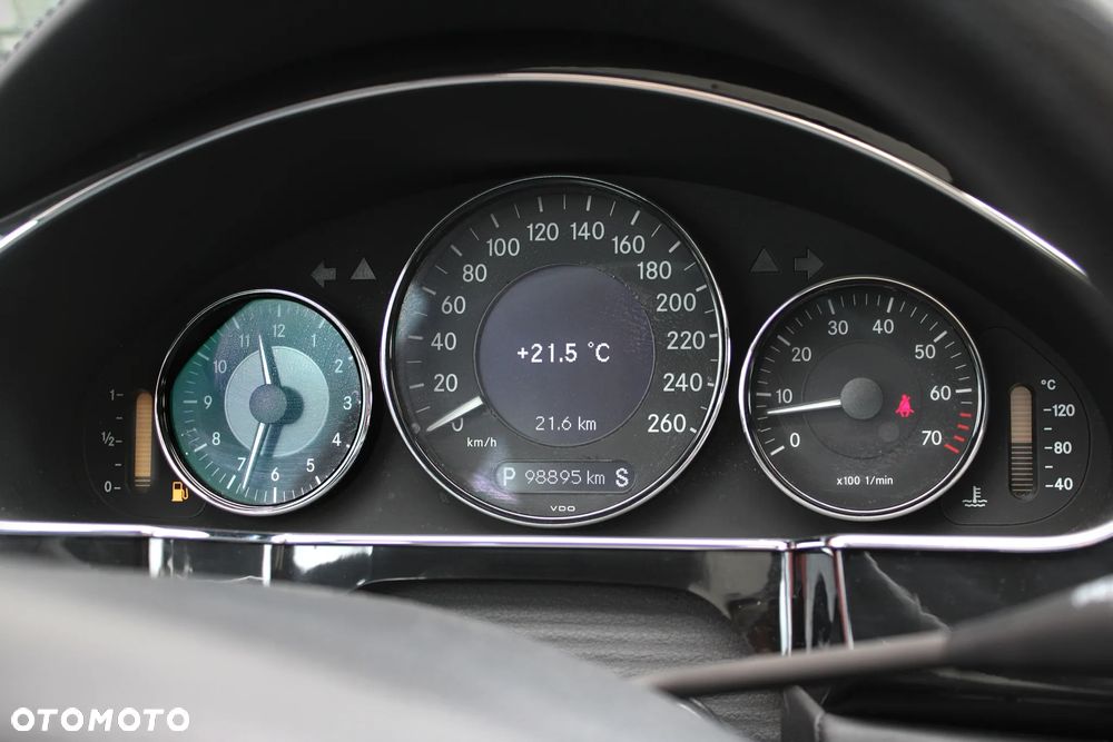 Mercedes-Benz CLS 500 - 23