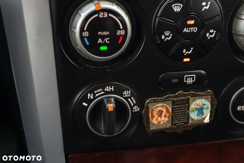 Suzuki Grand Vitara 1.9 DDiS Comfort DPF - 24
