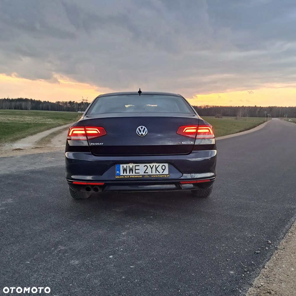 Volkswagen Passat 1.8 TSI BMT Comfortline - 11