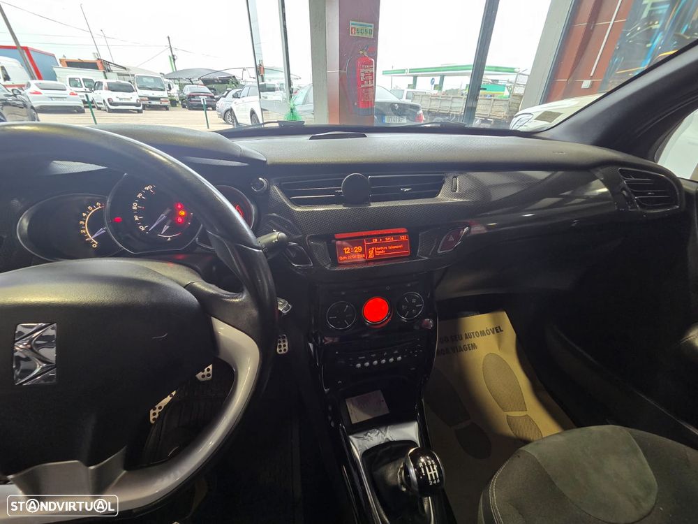 Citroën DS3 1.6 THP Sport Chic - 11