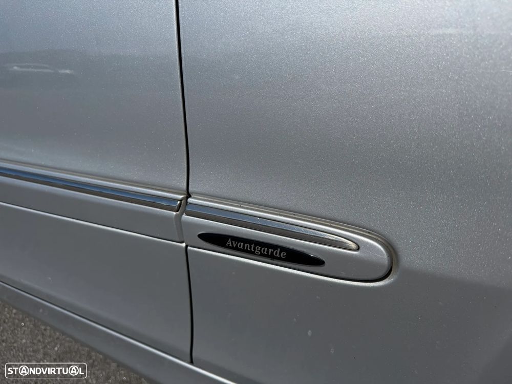 Mercedes-Benz CLK 220 CDI Avantgarde Sport Edition - 57
