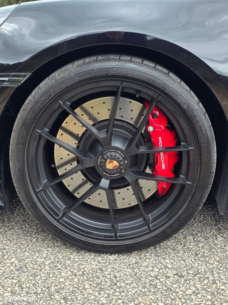 Porsche 911 (992) Carrera GTS - 12