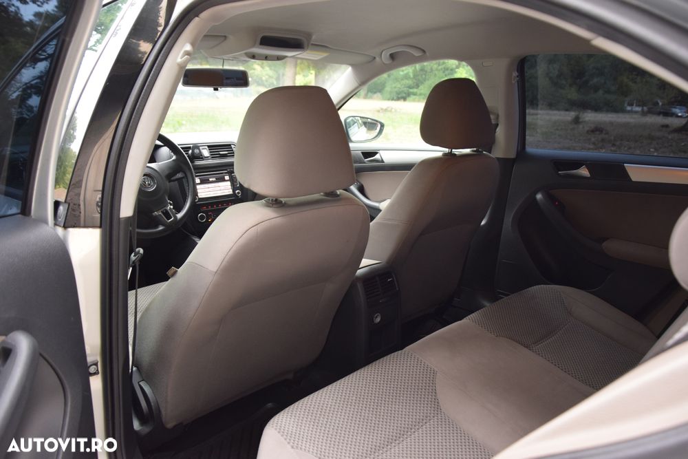 Volkswagen Jetta 1.6 TDI DPF Trendline - 7