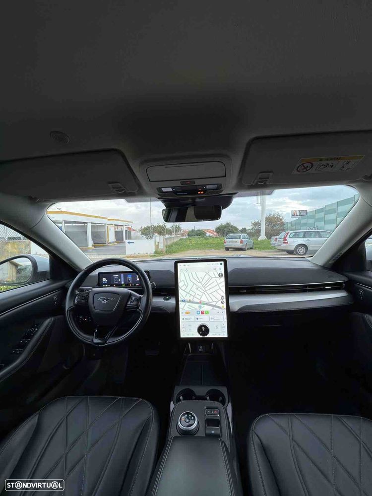 Ford Mustang Mach-E Standard - 23