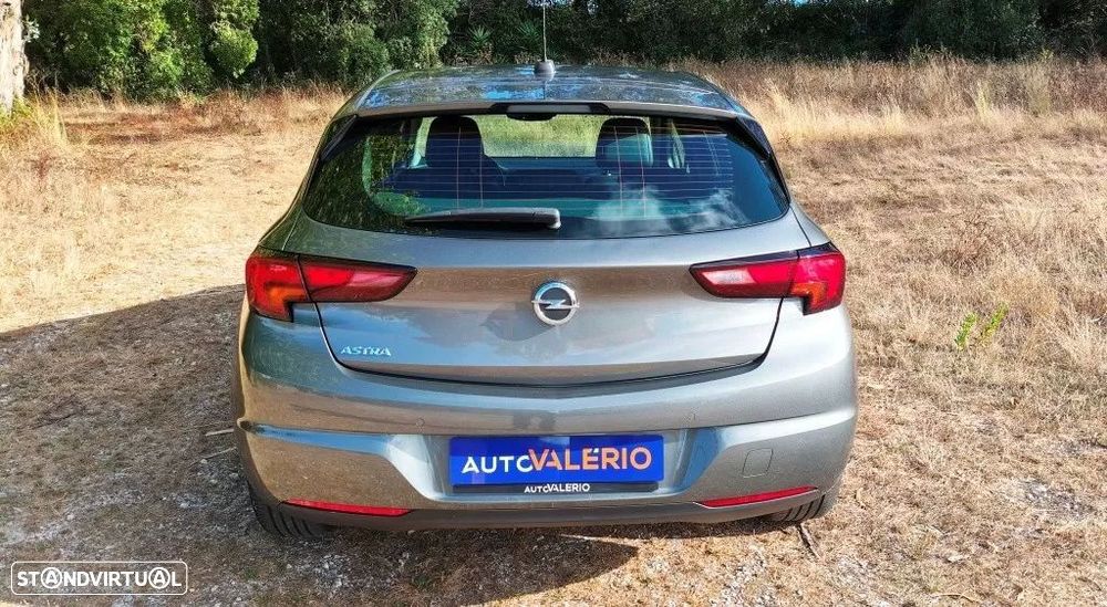 Opel Astra 1.2 T Design & Tech S/S - 7