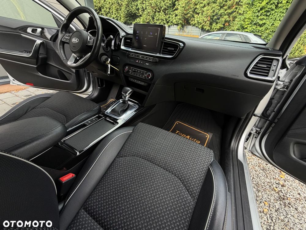 Kia Ceed - 15