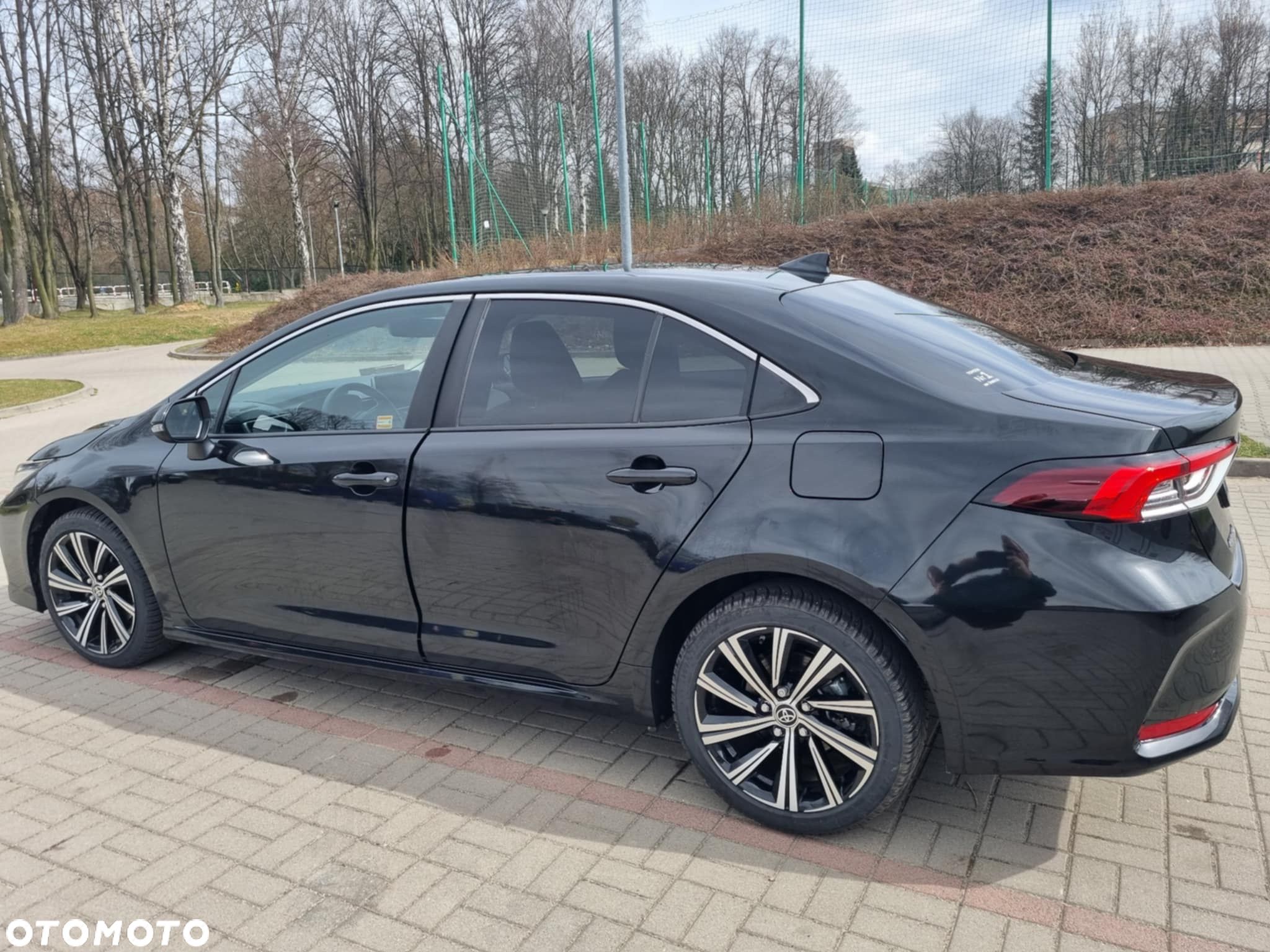 Toyota Corolla - 1