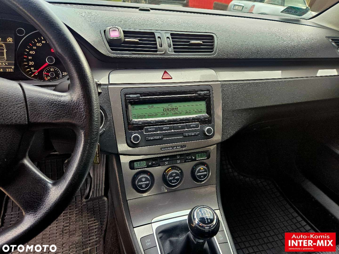 Volkswagen Passat - 22