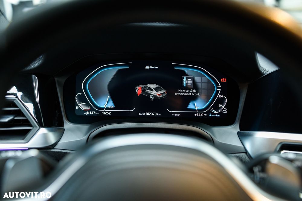 BMW Seria 3 330e Aut. M Sport - 7