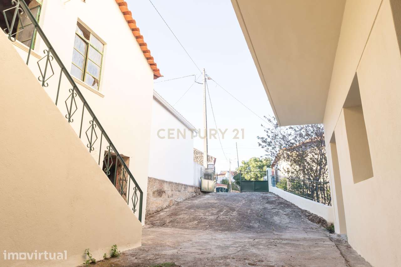 Imóvel Para Reconstrução Acessível em Localização Privilegiada - Grande imagem: 5/5