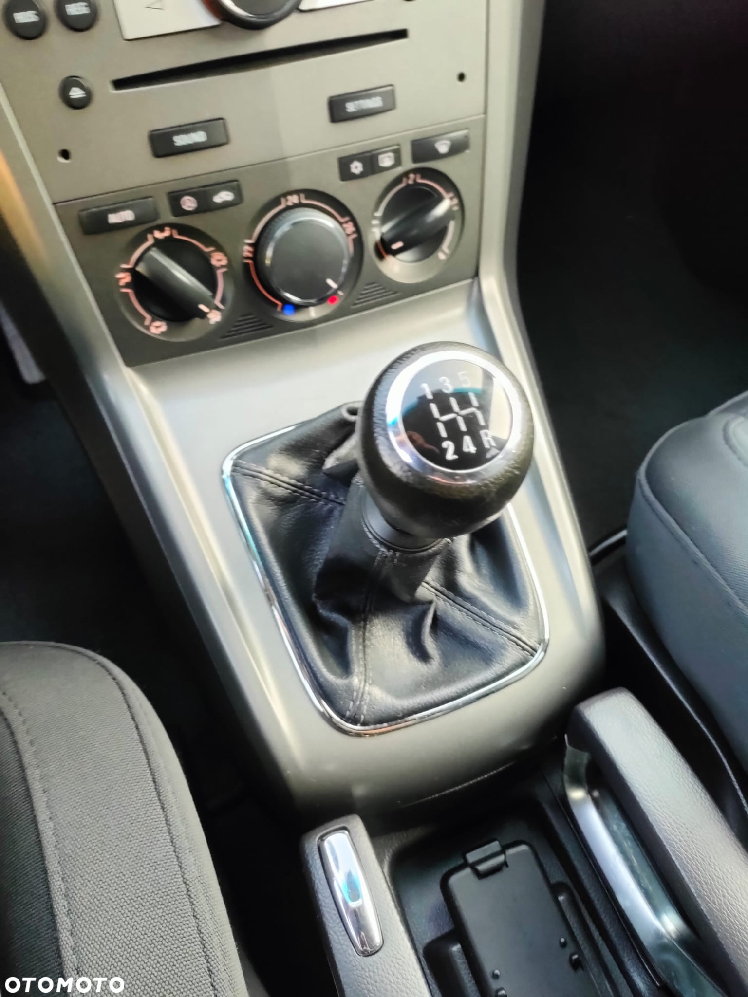 Opel Antara 2.4 4x4 Cosmo - 38