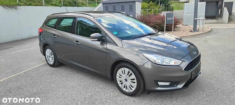 Ford Focus 1.5 TDCi DPF Start-Stopp-System Business - 6