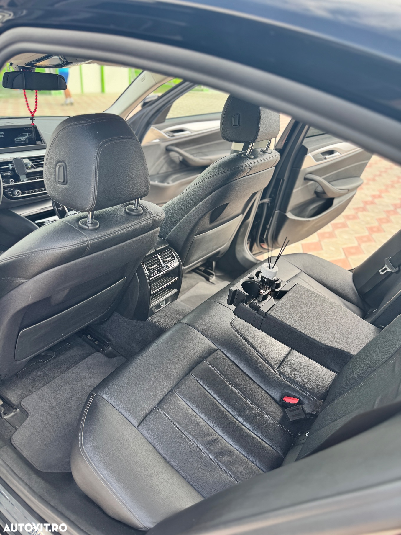 BMW Seria 5 520d AT - 12