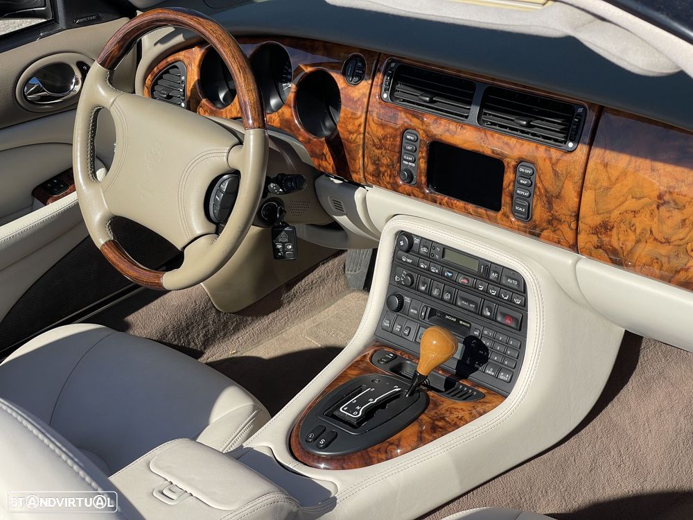 Jaguar XK XKR 4.0 Convertible - 4