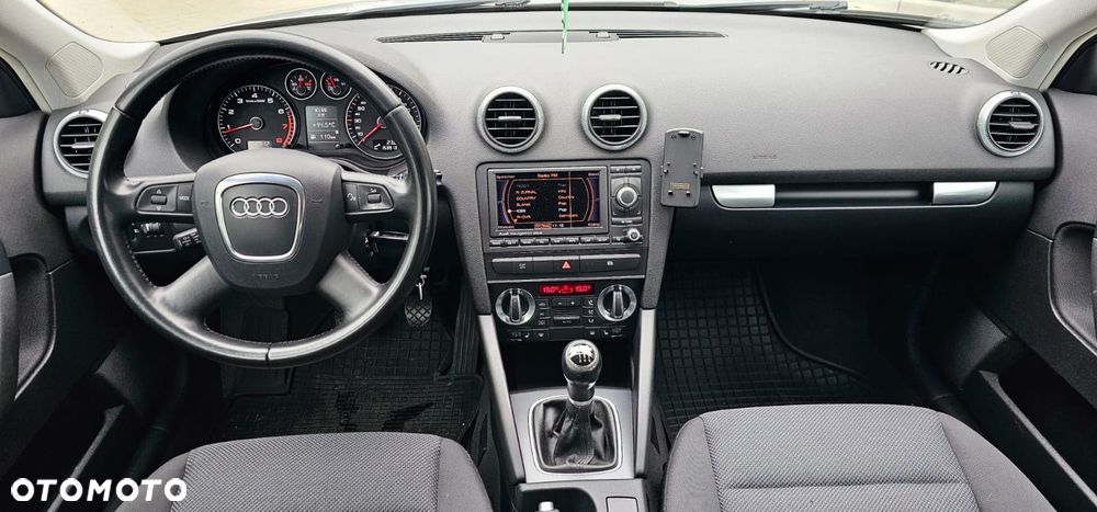 Audi A3 Sportback 1.8 TFSI Attraction - 18