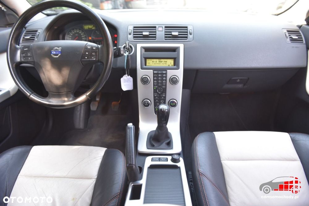 Volvo V50 - 22