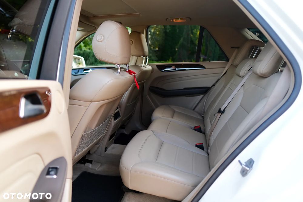 Mercedes-Benz ML - 27
