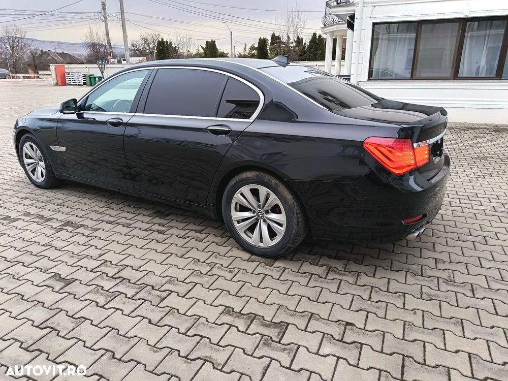 BMW Seria 7 730Ld - 11