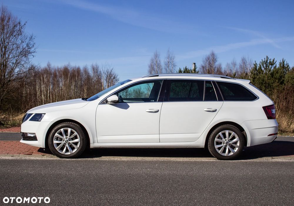 Skoda Octavia 1.6 TDI DSG Clever - 11
