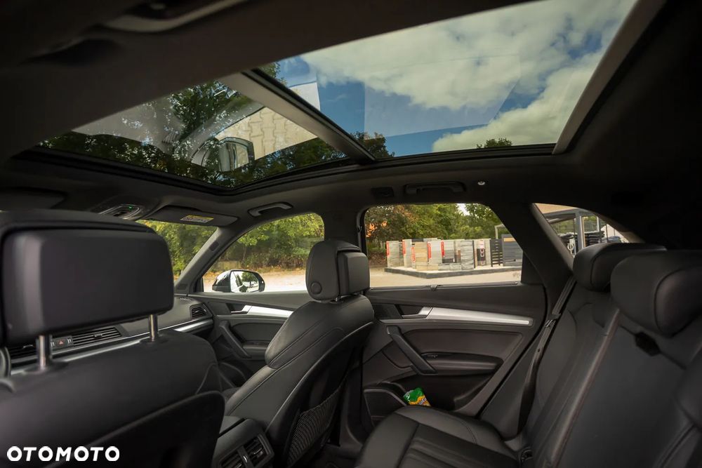 Audi Q5 55 TFSIe quattro S tronic S line business - 18