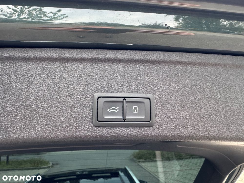Audi A4 Allroad 2.0 TDI Quattro S tronic - 39