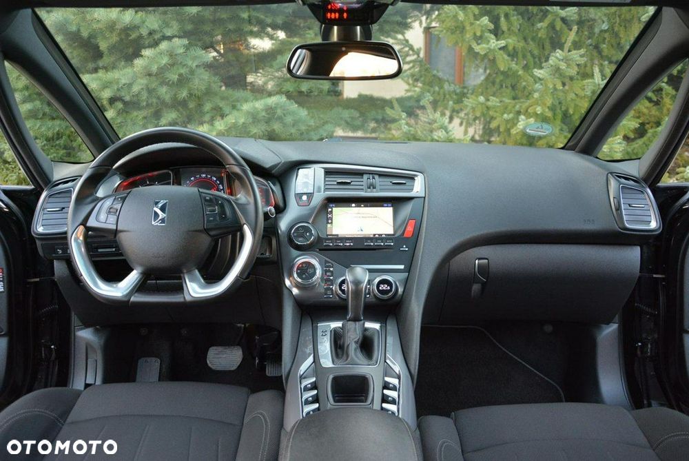 Citroën DS5 2.0 BlueHDi SoChic - 23