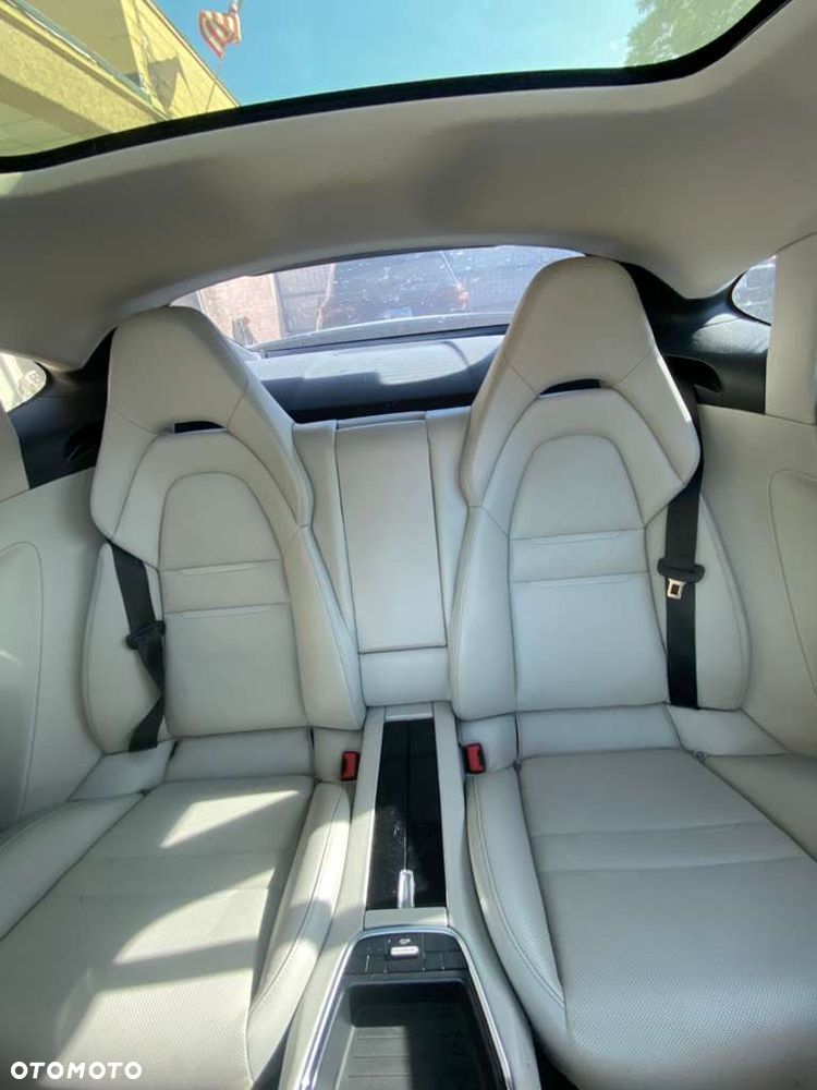 Porsche Panamera 4 Executive - 10