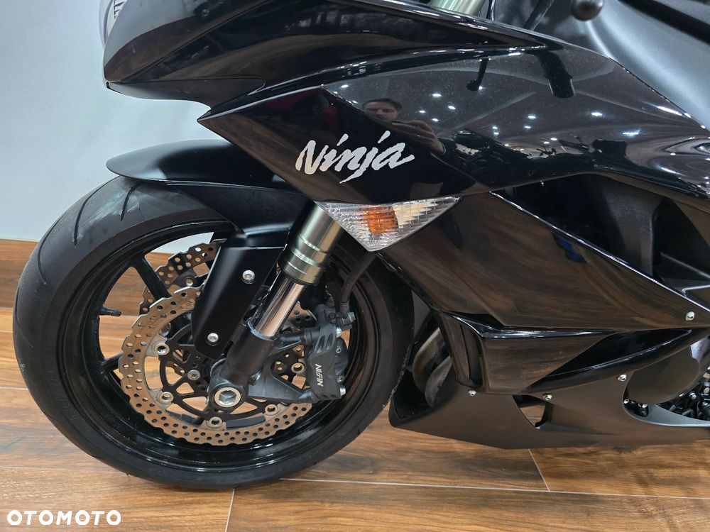 Kawasaki Ninja - 12
