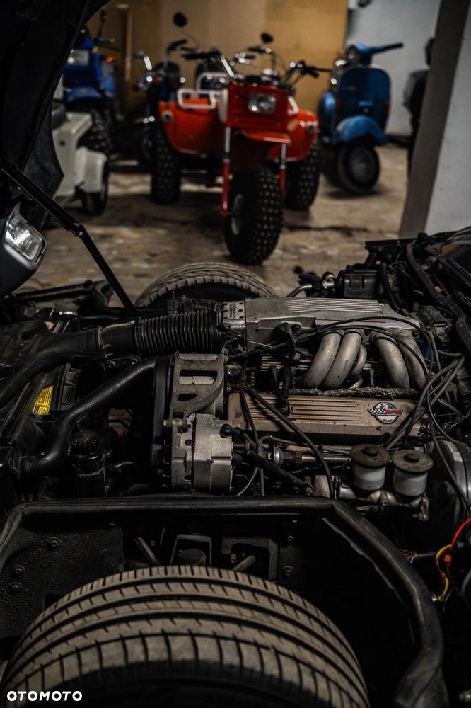 Chevrolet Corvette - 9