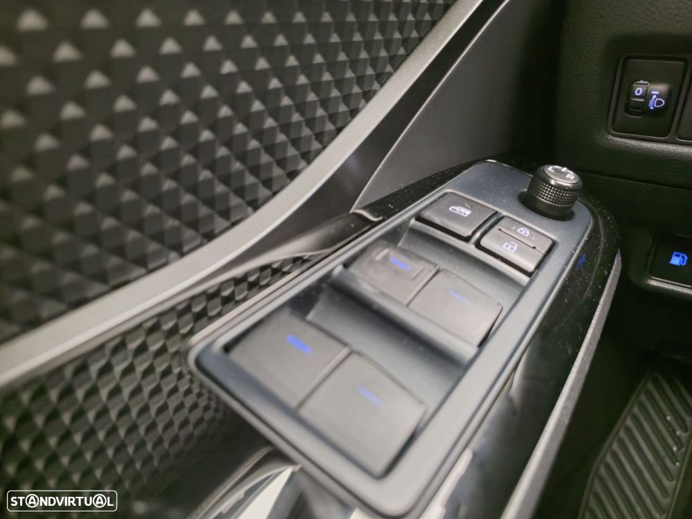 Toyota C-HR 1.8 Hybrid Square Collection - 25