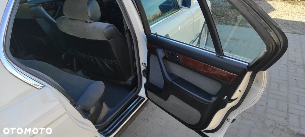 BMW Seria 7 730i - 11