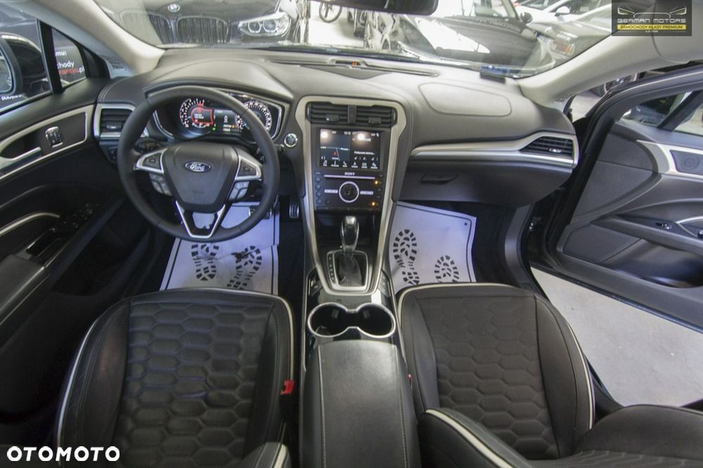 Ford Mondeo Vignale 2.0 TDCi PowerShift - 27